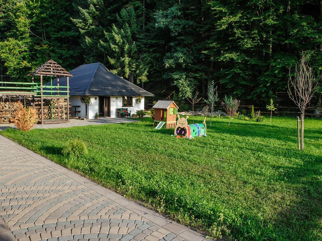 La Conac In Bucovina Hotel Gura Humorului Exterior foto